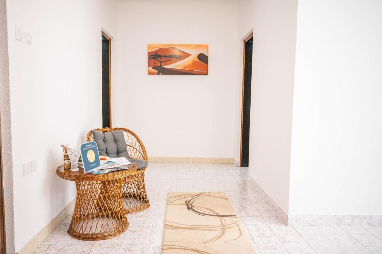 Vila Adriatik Ulcinj Exterior photo