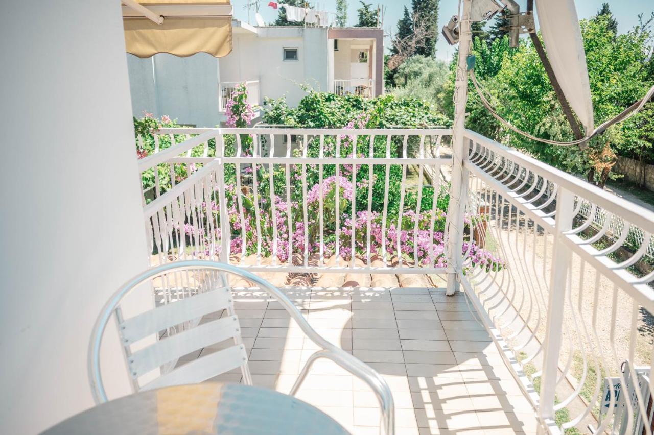 Vila Adriatik Ulcinj Exterior photo